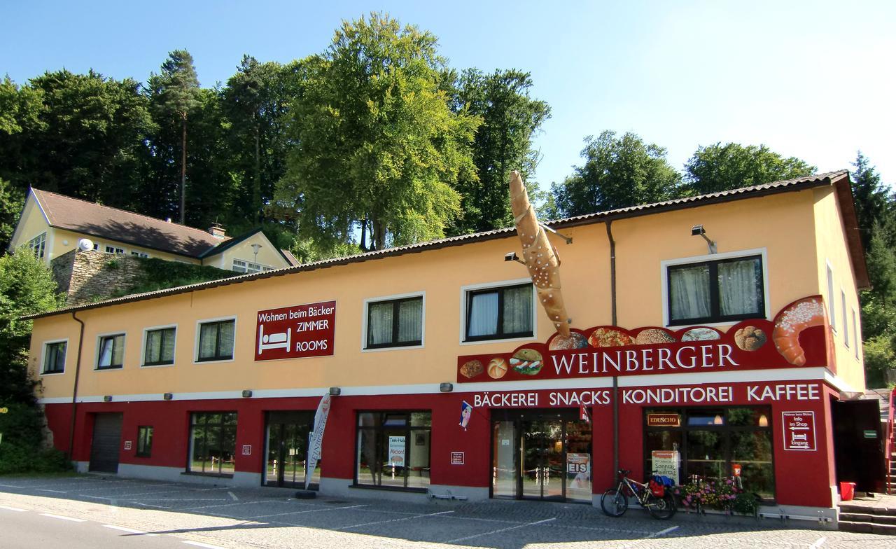 לינה וארוחת בוקר איבס אן דר דונאו Wohnen Beim Baecker Weinberger מראה חיצוני תמונה